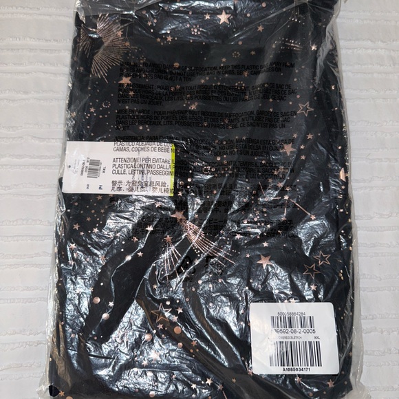 Old navy elevate maternity legging - Picture 8 of 8